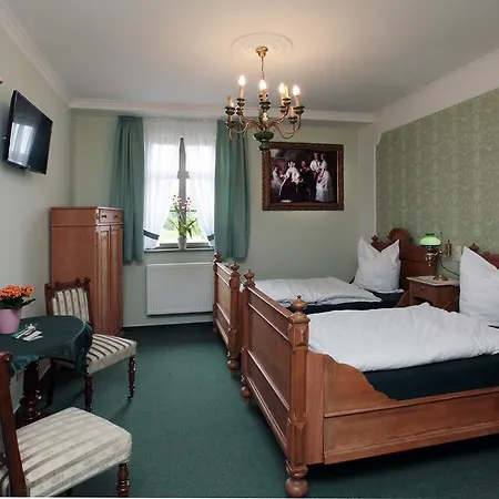 Guest house Hofgaertnerei 3*