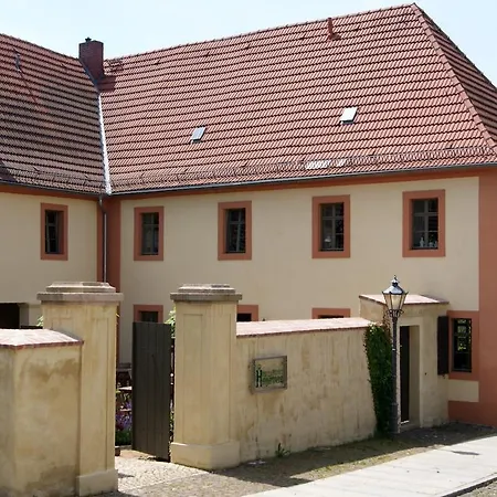 Guest house Hofgaertnerei 3*